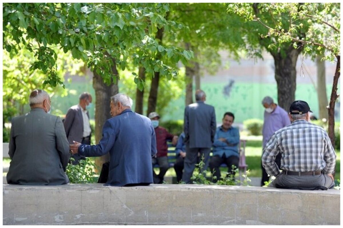 بهترین ویتامینها برای سلامت پا در سالمندان